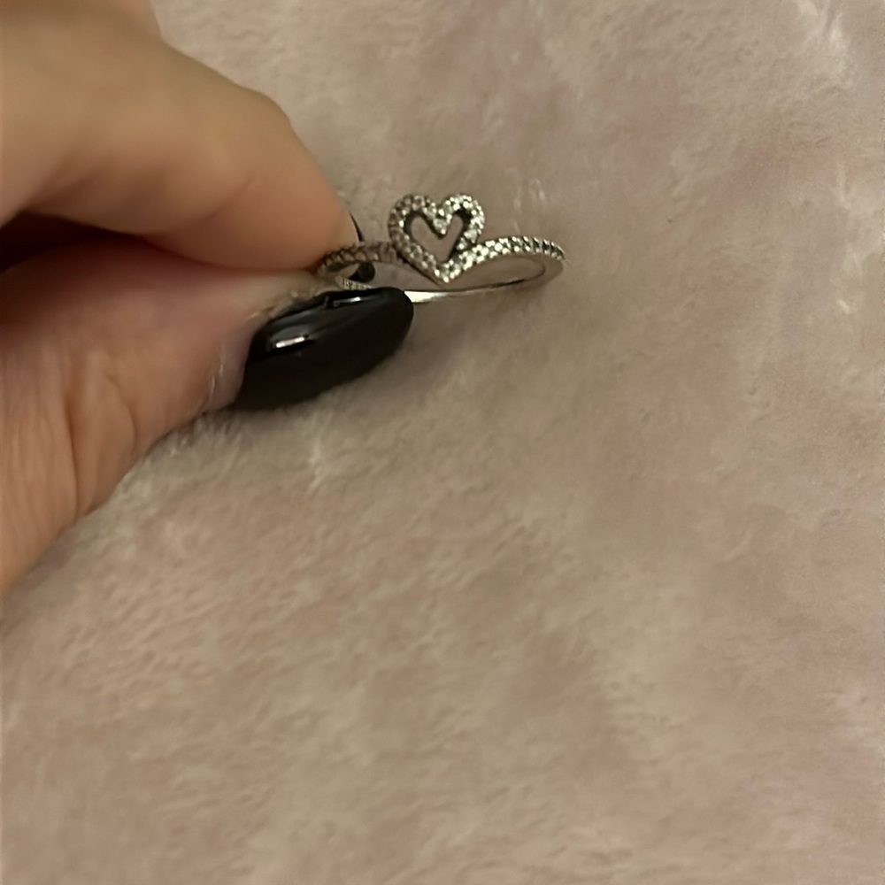 Pandora Sparkling Wishbone Heart Ring Size 7 New never used only to try on